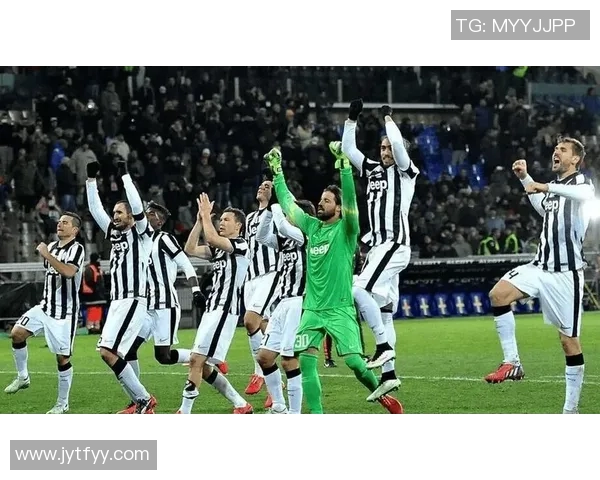 AC米兰主场迎战帕尔马争夺意甲荣耀双方球员状态分析与比赛预测